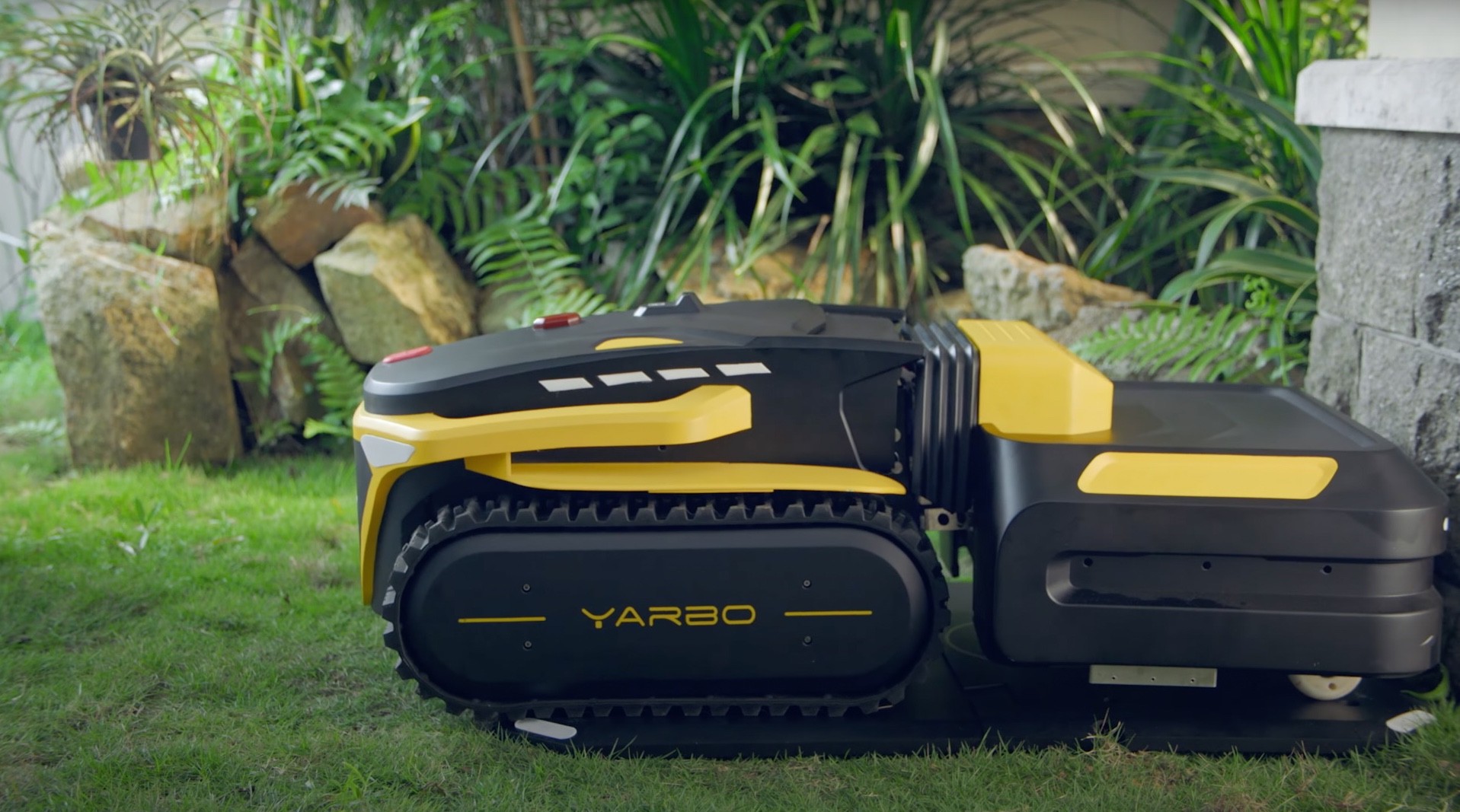 yarbo.jpg